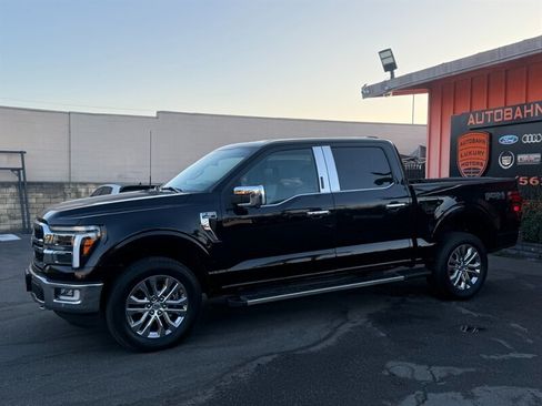 Used 2024 Ford F150 Lariat w/ Bed Utility Package AWD/4WD image 4