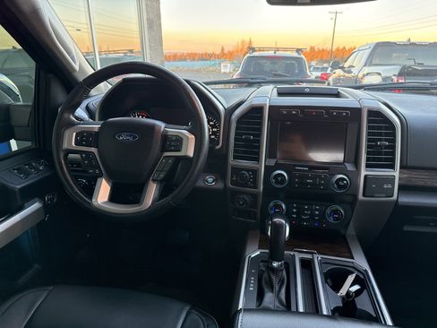 Used 2020 Ford F150 Lariat w/ Equipment Group 502A Luxury image 19