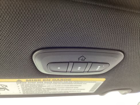 New 2026 Chrysler Pacifica Select image 29