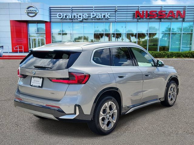 Used 2025 BMW X1 xDrive28i AWD/4WD image 4