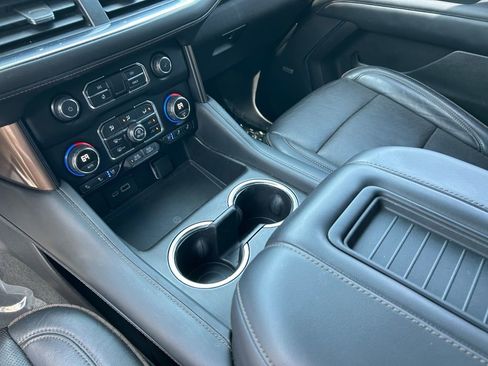 Used 2021 Chevrolet Tahoe High Country AWD/4WD image 19