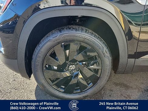 New 2026 Volkswagen Atlas Cross Sport SE image 7