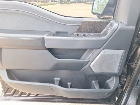 Used 2021 Ford F150 Lariat w/ Equipment Group 502A High image 22