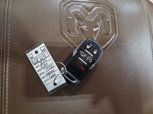 Used 2019 RAM 3500 Laramie AWD/4WD image 68