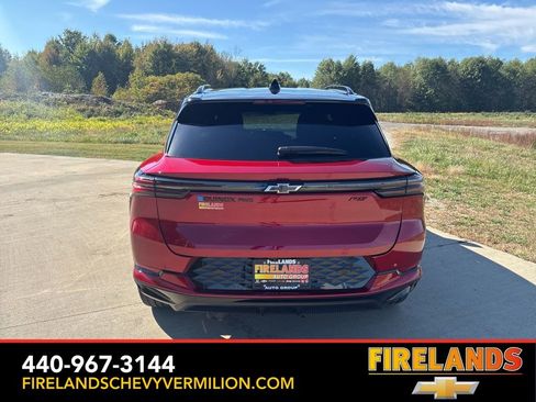 New 2026 Chevrolet Equinox EV RS image 8