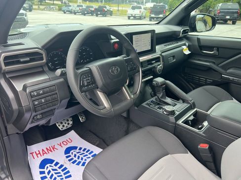 New 2025 Toyota Tacoma TRD Sport image 33