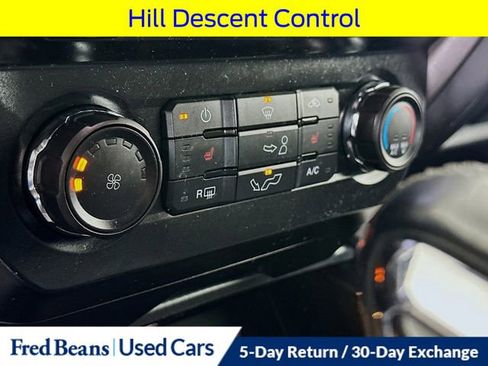 Used 2015 Ford F150 XLT w/ Equipment Group 302A Luxury image 19