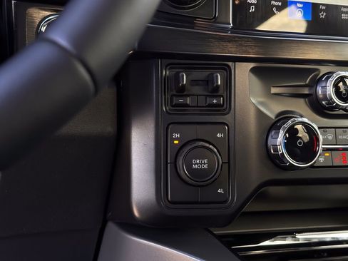 New 2026 Ford F350 Lariat w/ Lariat Ultimate Package image 34