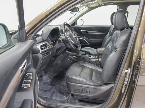 Used 2020 Kia Telluride EX w/ Towing Package image 2