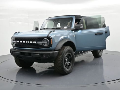 Used 2022 Ford Bronco Wildtrak AWD/4WD image 36