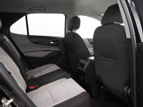 Used 2021 Chevrolet Equinox LS w/ LS Convenience Package AWD/4WD image 13