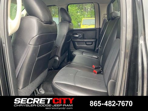 Used 2018 RAM 1500 Laramie RWD image 10