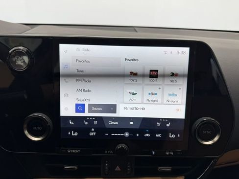 Used 2024 Lexus NX 250 FWD w/ Towing Package (2000 Lbs) image 29