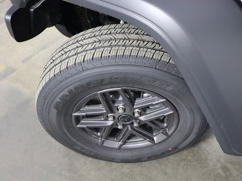 New 2026 Jeep Gladiator Sport image 42