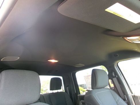 Used 2025 RAM 2500 Big Horn AWD/4WD image 20
