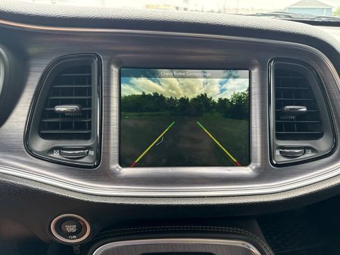 Used 2019 Dodge Challenger R/T Scat Pack w/ Stars & Stripes Edition RWD image 13