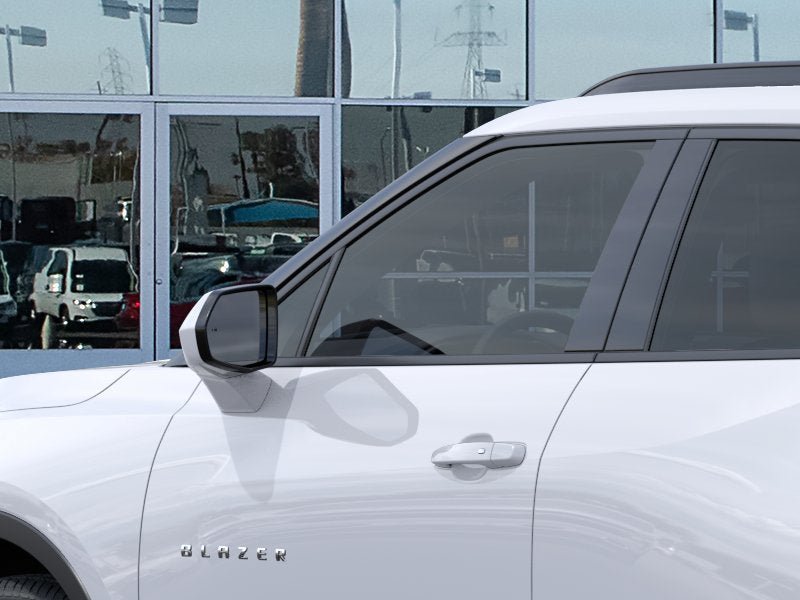 Used 2025 Chevrolet Blazer LT w/ Convenience Package AWD/4WD image 12