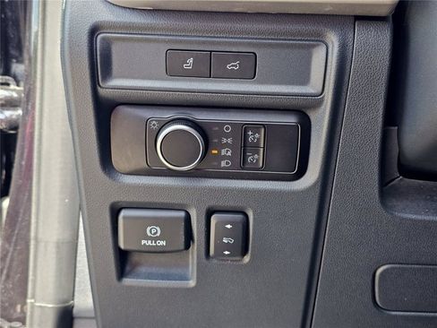Used 2023 Ford Expedition Max XLT AWD/4WD image 37