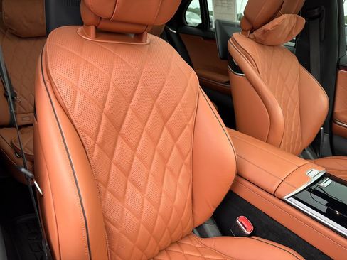 Used 2024 Mercedes-Benz S 580 4MATIC Sedan image 43