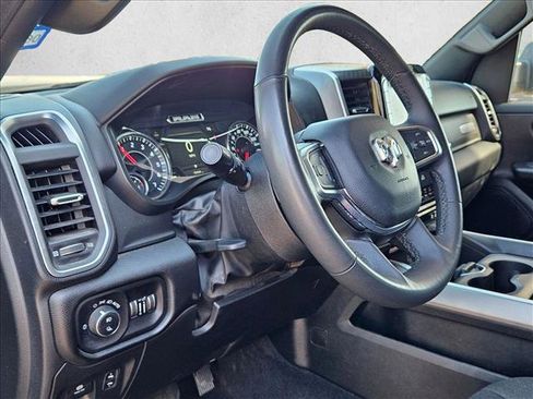 Used 2025 RAM 1500 Big Horn AWD/4WD image 9