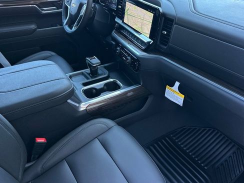 New 2026 Chevrolet Silverado 1500 LT w/ Safety Package AWD/4WD image 15