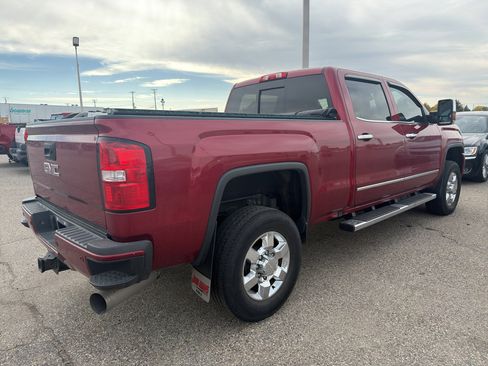 Certified 2019 GMC Sierra 3500 Denali w/ Duramax Plus Package image 3