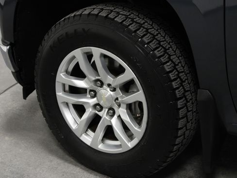 Used 2020 Chevrolet Silverado 1500 LT w/ All-Star Edition image 10