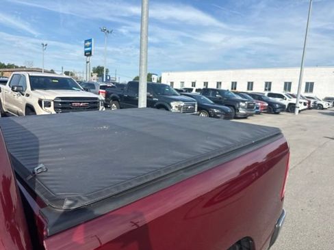 Used 2019 RAM 1500 Big Horn AWD/4WD image 11