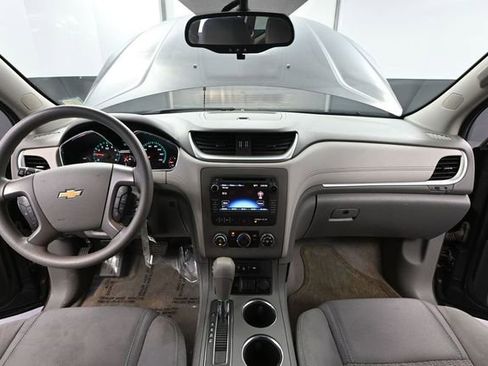 Used 2015 Chevrolet Traverse LS AWD/4WD image 23