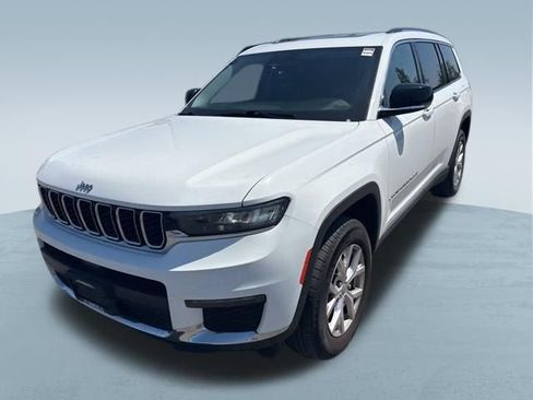 Used 2022 Jeep Grand Cherokee L Limited image 12