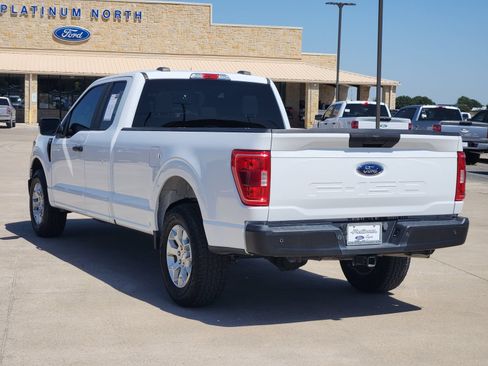 Used 2023 Ford F150 XL w/ Max Trailer Tow Package RWD image 4