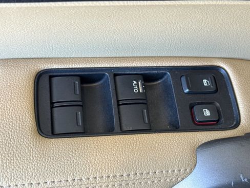 Used 2010 Honda CR-V EX-L image 13