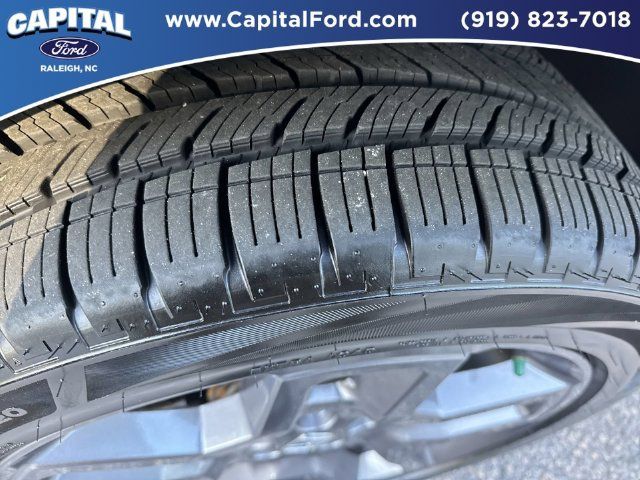 Used 2023 Honda Passport EX-L image 14