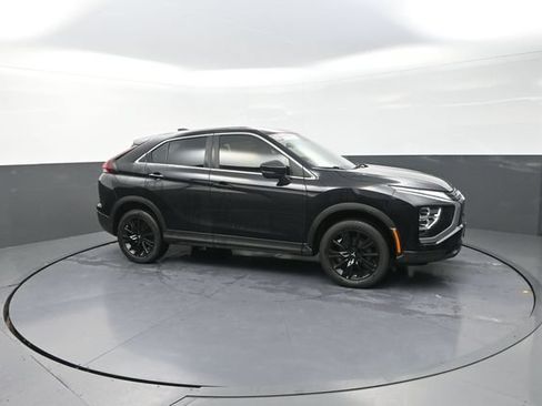 Used 2023 Mitsubishi Eclipse Cross LE AWD/4WD image 40