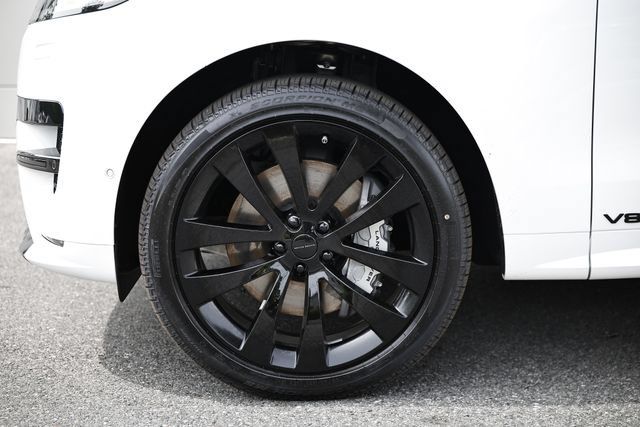 New 2026 Land Rover Range Rover Sport Dynamic SE AWD/4WD image 5
