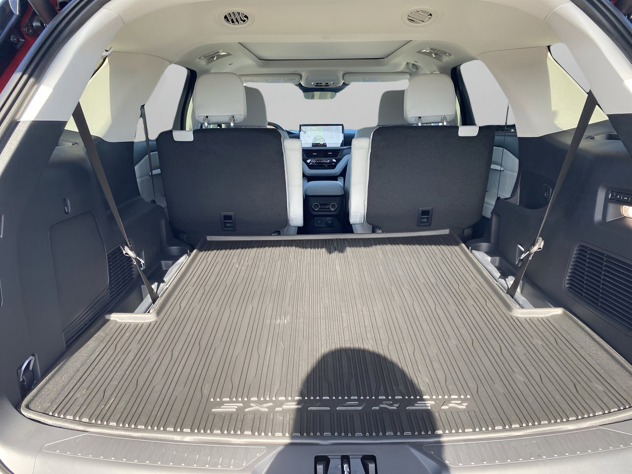 New 2026 Ford Explorer Platinum w/ LUX Leather Package AWD/4WD image 11