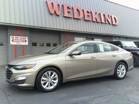 Used 2023 Chevrolet Malibu LT image 3