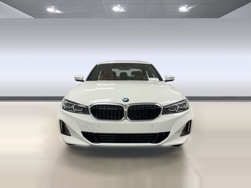 Used 2026 BMW 330i Sedan w/ Premium Package RWD image 4