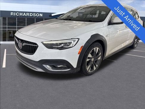 Used 2018 Buick Regal Preferred w/ Driver Confidence Package #1 image 1