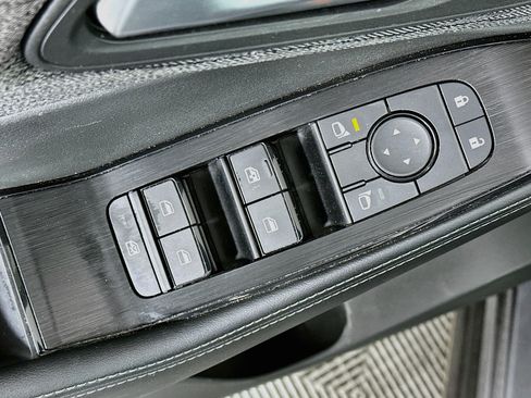 Used 2022 Nissan Rogue SV AWD/4WD image 15