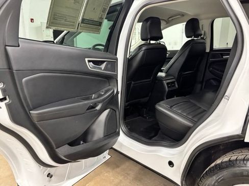 Used 2024 Ford Edge SEL AWD/4WD image 19