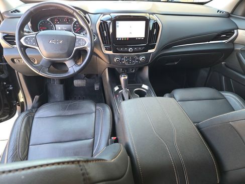Used 2020 Chevrolet Traverse RS image 8