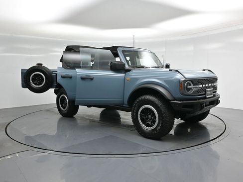 Certified 2021 Ford Bronco Badlands w/ Sasquatch Package image 31