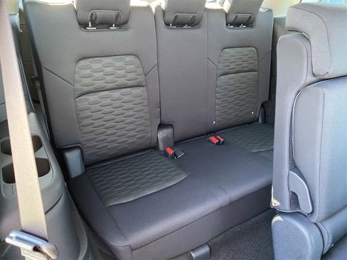 New 2025 Nissan Pathfinder SV image 11