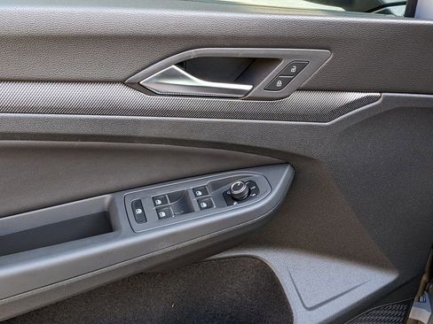 New 2025 Volkswagen GTI SE image 9