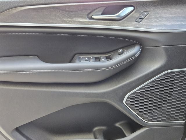 New 2026 Jeep Grand Cherokee Limited AWD/4WD image 17