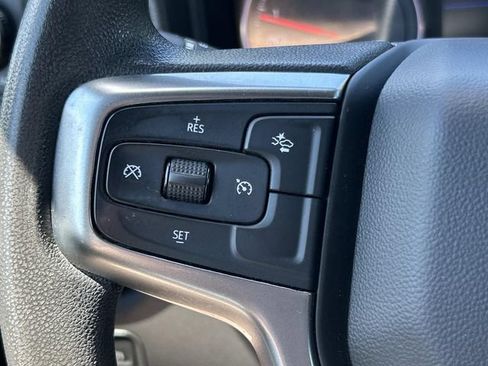Used 2022 Chevrolet Silverado 1500 Custom w/ Safety Confidence Package AWD/4WD image 31