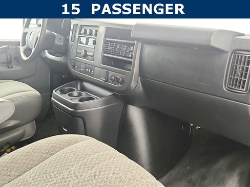 Used 2018 Chevrolet Express 3500 LT w/ LT Preferred Equipment Group image 26