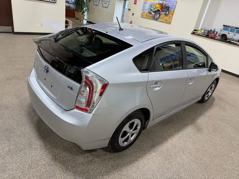 Used 2014 Toyota Prius Two image 15