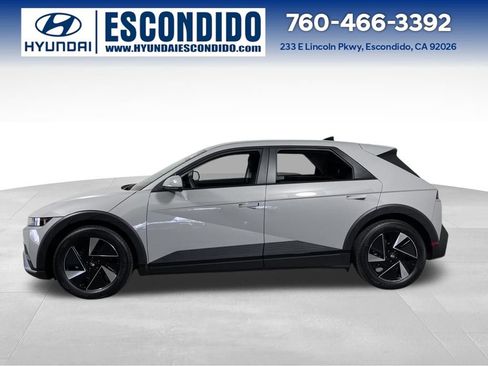 New 2026 Hyundai Ioniq 5 SE image 2